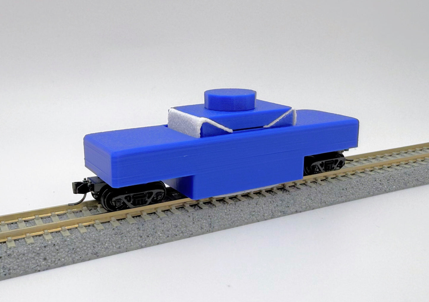 N scale track cleaning car