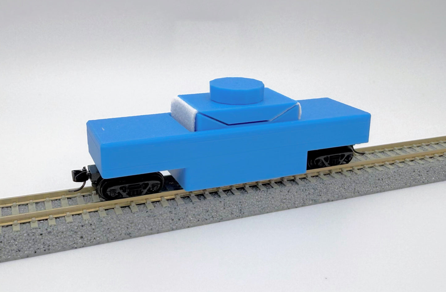 N scale track cleaning car