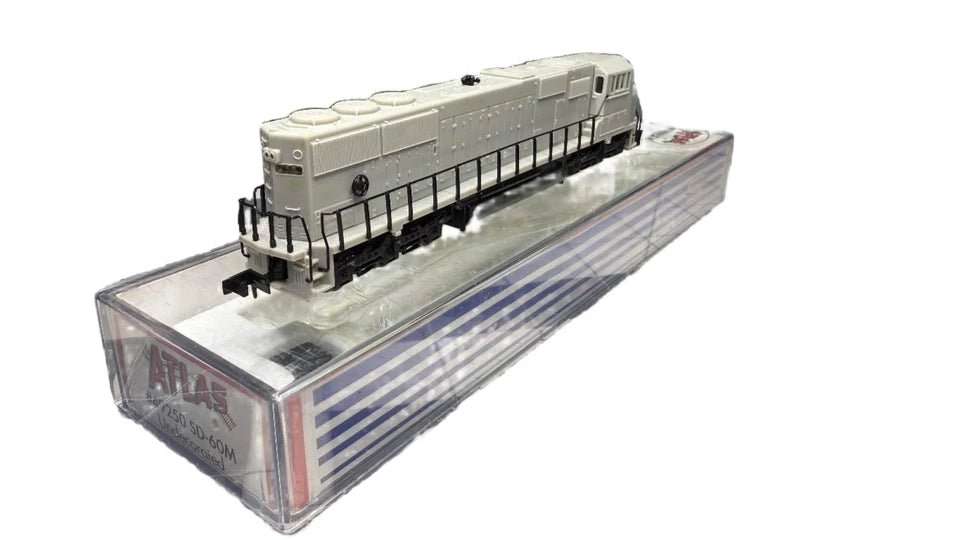 New Old Stock - N Atlas 49250 DCC Ready Undecorated SD60M Locomotive